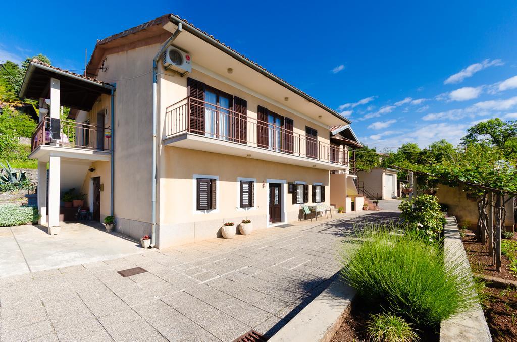 Apartments Ilinka Lovran Exterior photo